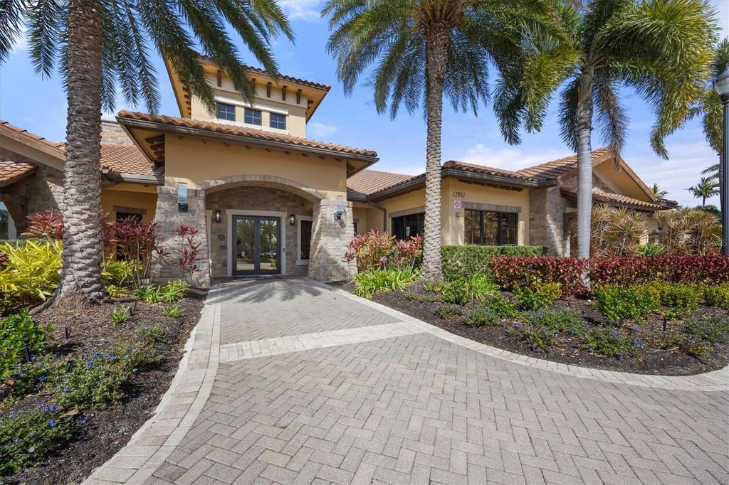 Image 52 of property listing at 13046 SORRENTO WAY, Bradenton, FL 34211