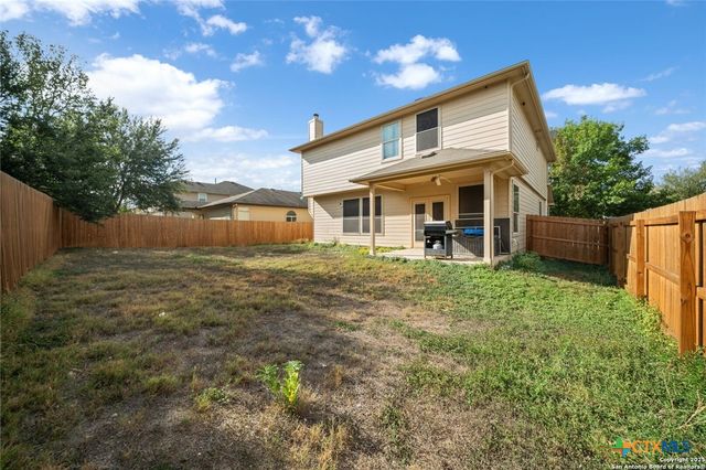 757 Clearbrook Avenue, Schertz, TX 78108