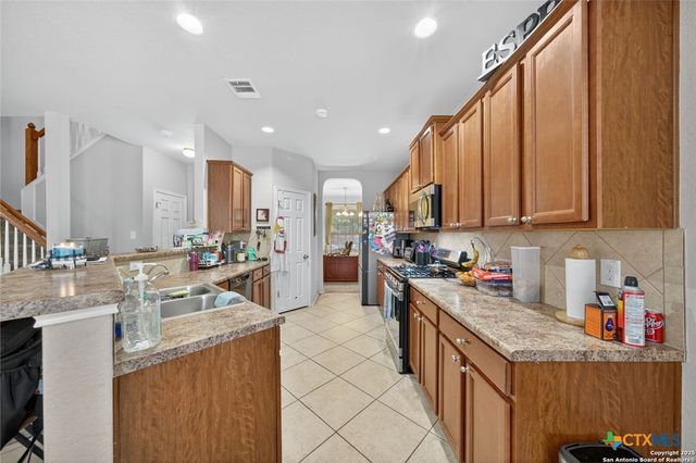 757 Clearbrook Avenue, Schertz, TX 78108