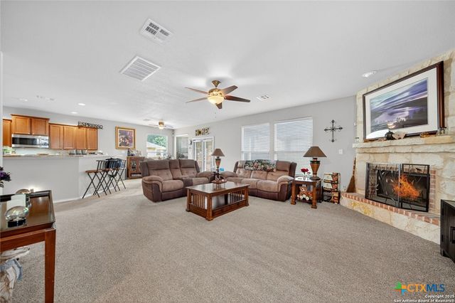 757 Clearbrook Avenue, Schertz, TX 78108