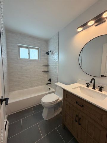 2655 E Maple Road, Birmingham, MI 48009