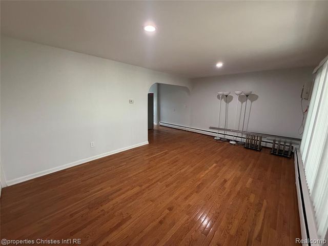 2655 E Maple Road, Birmingham, MI 48009