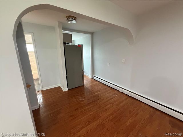 2655 E Maple Road, Birmingham, MI 48009