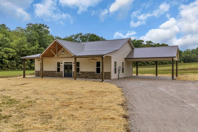 682 E Piney Rd, E, Dickson, TN 37055