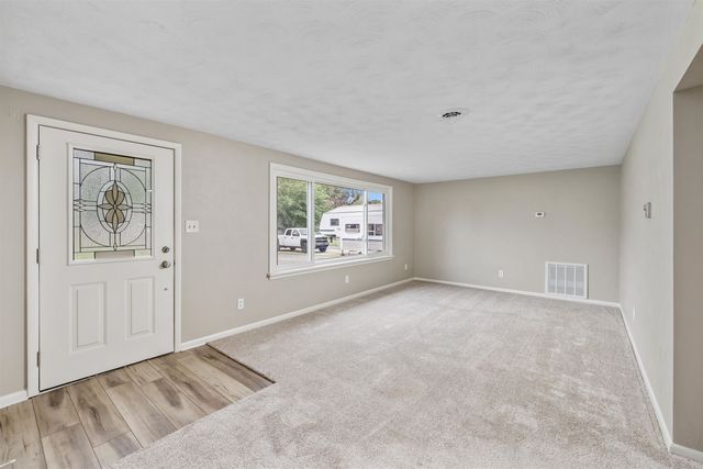 5428 Ashland Drive, Fort Wayne, IN 46835