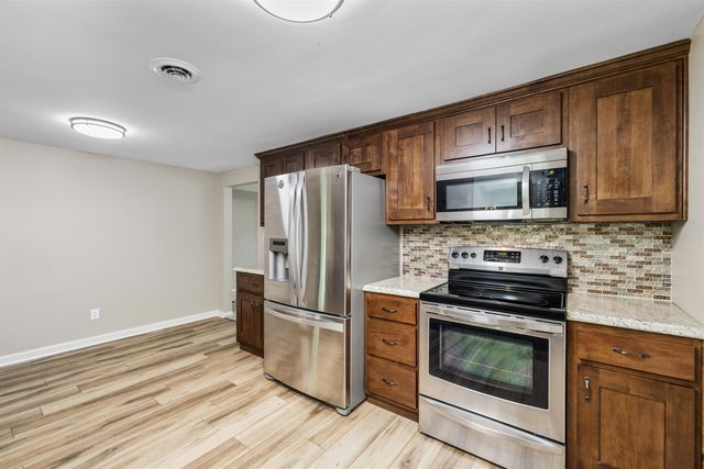 5428 Ashland Drive, Fort Wayne, IN 46835