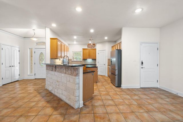 1902 Yuma CIR, Killeen, TX 76543