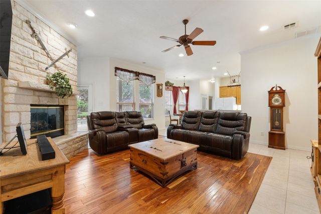 507 W Aurora Vista Trail, Aurora, TX 76078