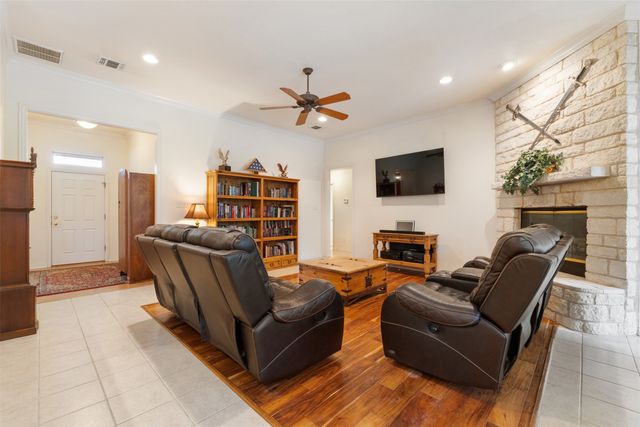 507 W Aurora Vista Trail, Aurora, TX 76078