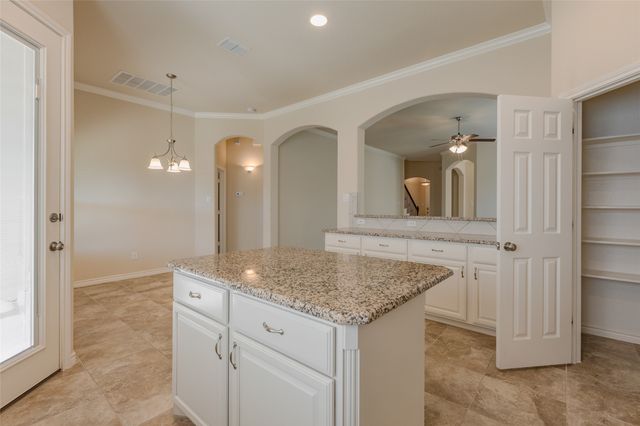 5713 New Ballinger Drive, Denton, TX 76226