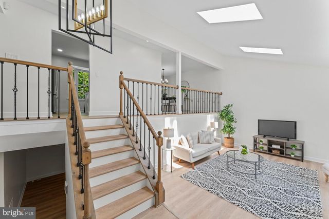 12312 SIR LANCELOT DR, Glenn Dale, MD 20769