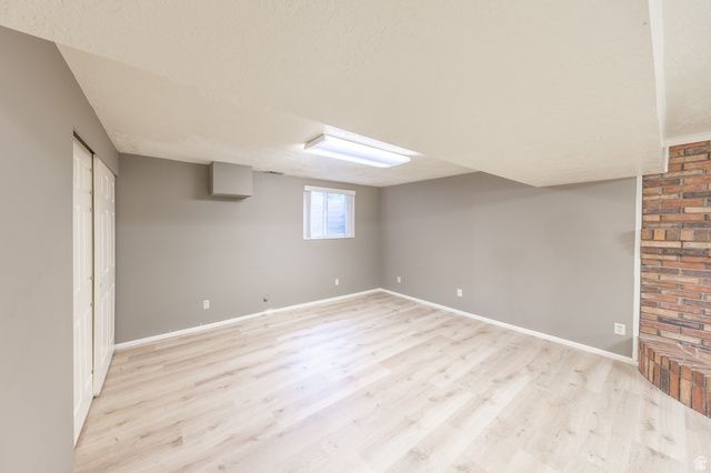 2297 JONI DR, Layton, UT 84040