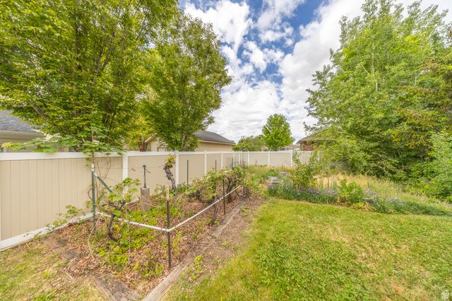 2297 JONI DR, Layton, UT 84040