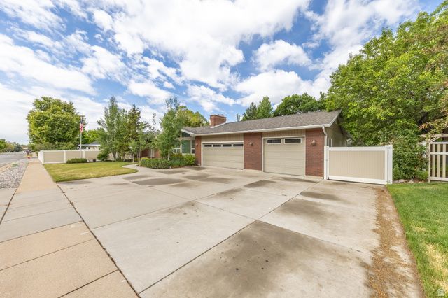 2297 JONI DR, Layton, UT 84040