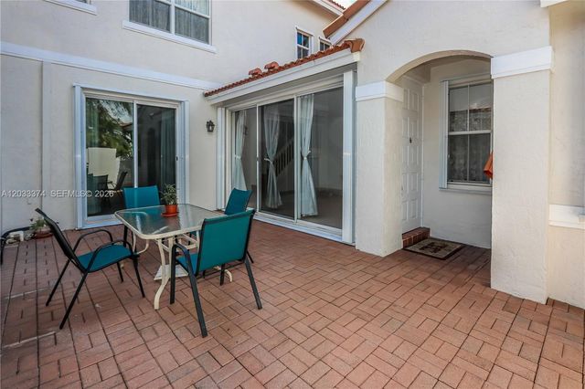 1521 Seagrape Way 1521, Hollywood, FL 33019