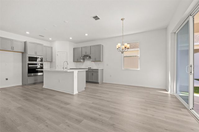 744 SUNSHOWER DRIVE, Lady Lake, FL 32159