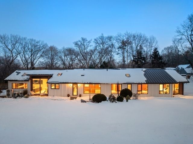 105 Summer, Weston, MA 02493