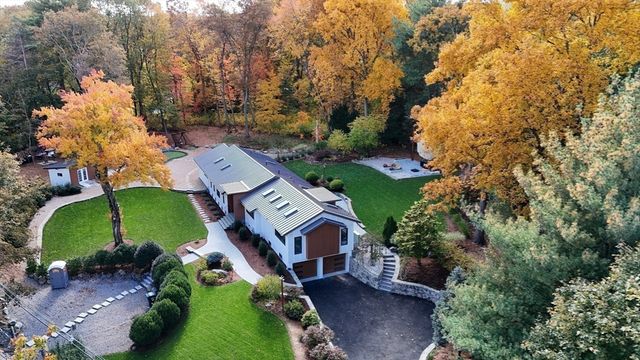 105 Summer, Weston, MA 02493