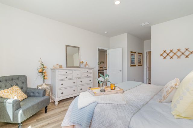 2717 Riverboat Way, Conway, SC 29526