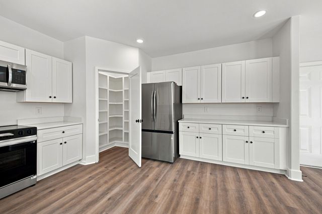 3402 Lallemand Dr, Nashville, TN 37211