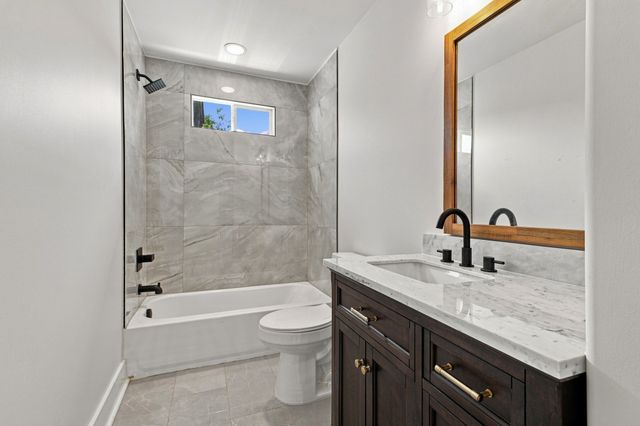 3402 Lallemand Dr, Nashville, TN 37211