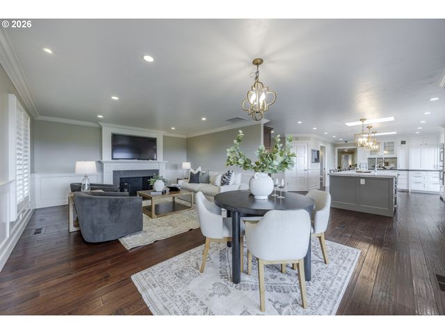 420 SPYGLASS Dr, Eugene, OR 97401