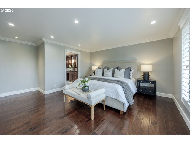 420 SPYGLASS Dr, Eugene, OR 97401