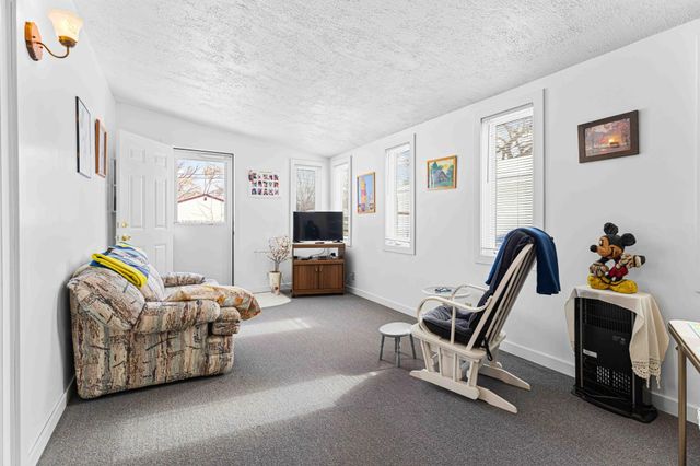 1722 15th Street S, Fargo, ND 58103