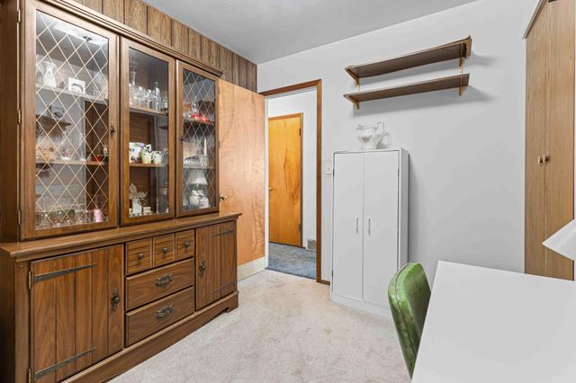 1722 15th Street S, Fargo, ND 58103