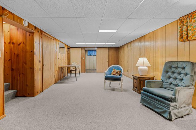 1722 15th Street S, Fargo, ND 58103