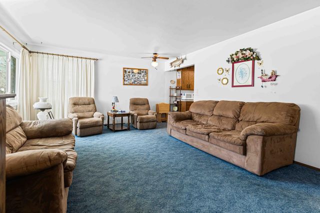 1722 15th Street S, Fargo, ND 58103