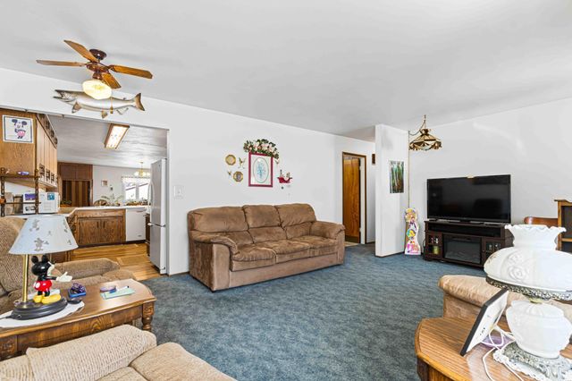 1722 15th Street S, Fargo, ND 58103