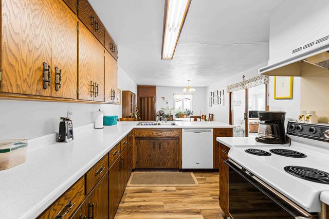 1722 15th Street S, Fargo, ND 58103