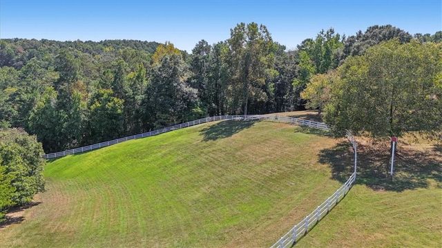 450 Lucas Road SW, Cartersville, GA 30120