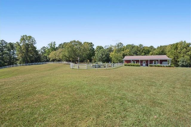 450 Lucas Road SW, Cartersville, GA 30120