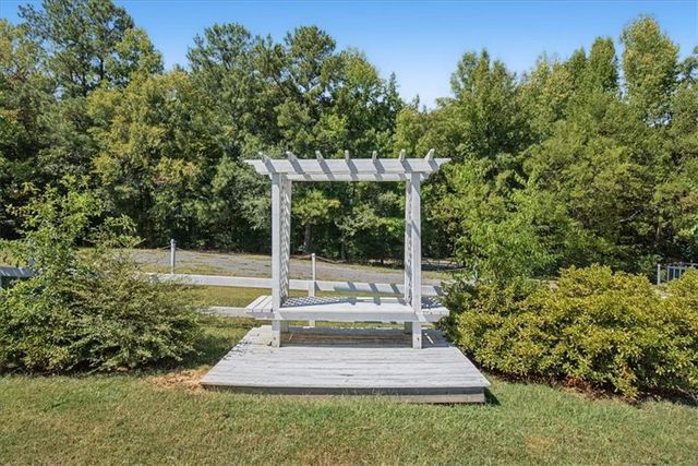 450 Lucas Road SW, Cartersville, GA 30120