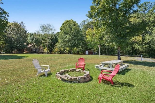 450 Lucas Road SW, Cartersville, GA 30120