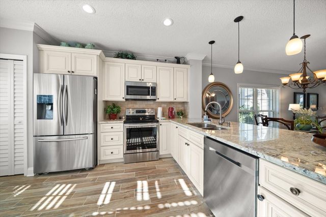 11500 SHIPWATCH DRIVE 1360, Largo, FL 33774