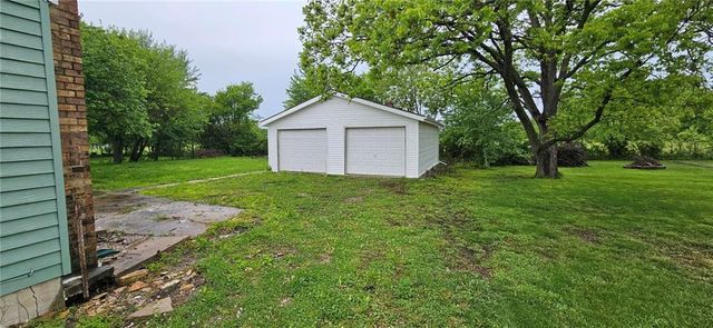 608 E 10th Street, Holden, MO 64040