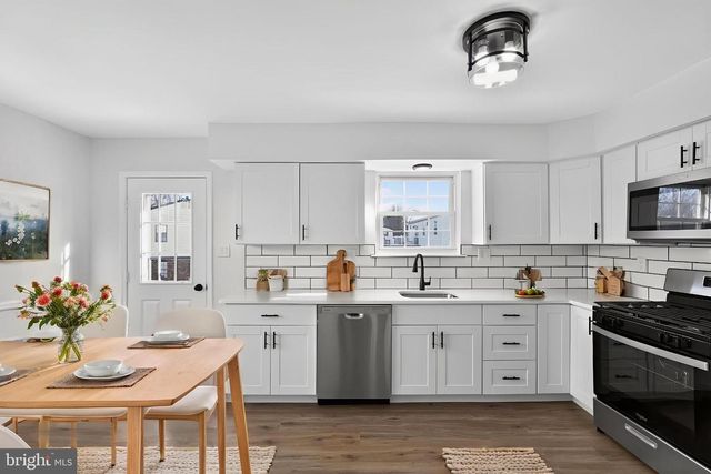 642 RIVELY AVE, Collingdale, PA 19023