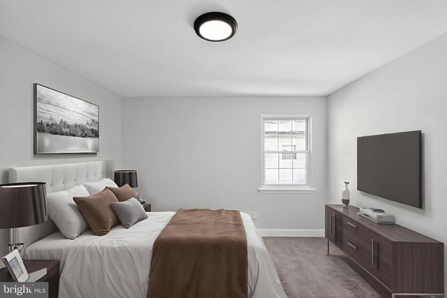 642 RIVELY AVE, Collingdale, PA 19023