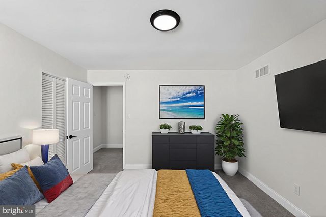 642 RIVELY AVE, Collingdale, PA 19023