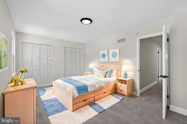 642 RIVELY AVE, Collingdale, PA 19023