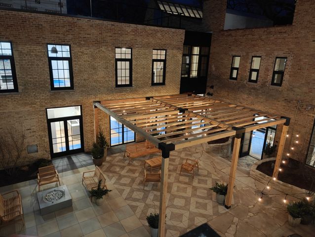 1810 N Wells Street 103, Chicago, IL 60614