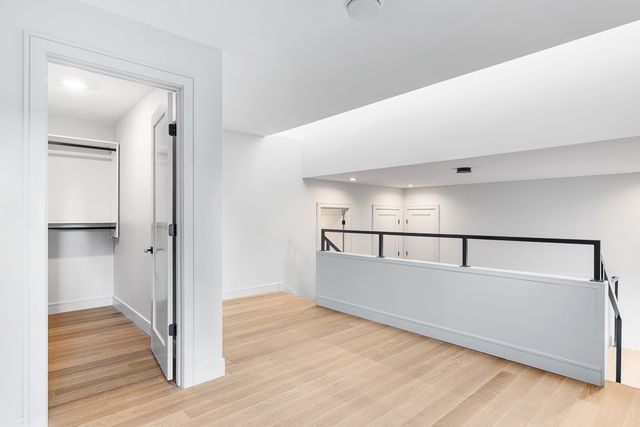 1810 N Wells Street 103, Chicago, IL 60614