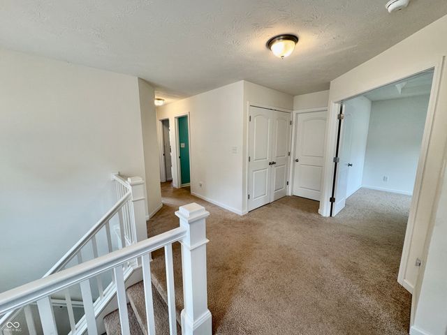 983 S Raylee Garden Drive, New Palestine, IN 46163