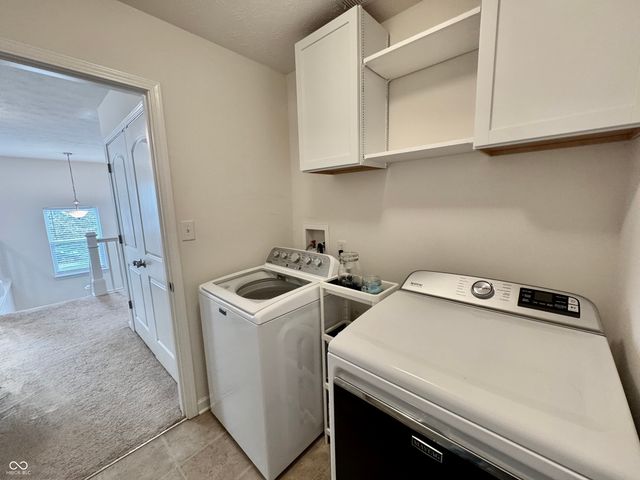 983 S Raylee Garden Drive, New Palestine, IN 46163