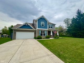 983 S Raylee Garden Drive, New Palestine, IN 46163