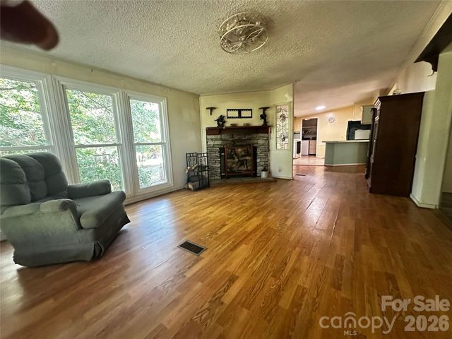 713 Cedar Grove Church Road, Vale, NC 28168