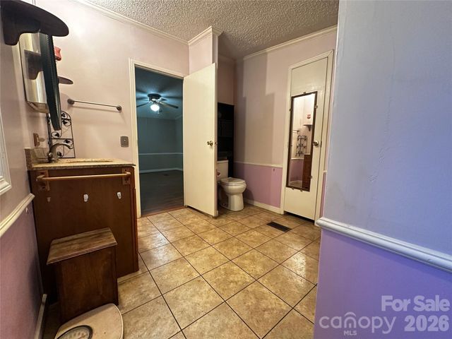 713 Cedar Grove Church Road, Vale, NC 28168